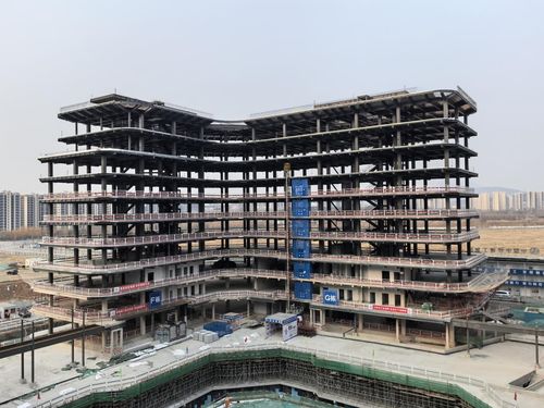豐臺(tái)河西這個(gè)創(chuàng)新中心項(xiàng)目將于7月底完成二次結(jié)構(gòu)施工